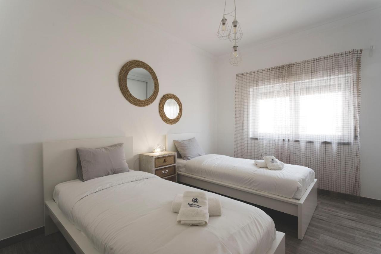 Best Houses 80 - Peace House Ferrel  Esterno foto